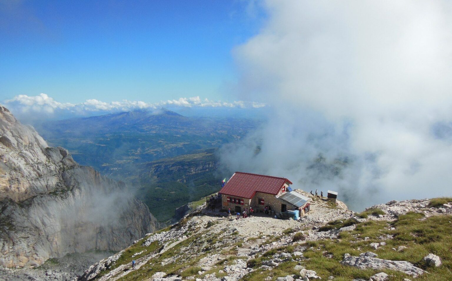 Il Rifugio Carlo Franchetti sul Gran Sasso