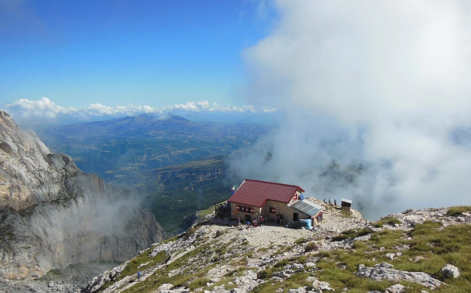 Il Rifugio Carlo Franchetti sul Gran Sasso