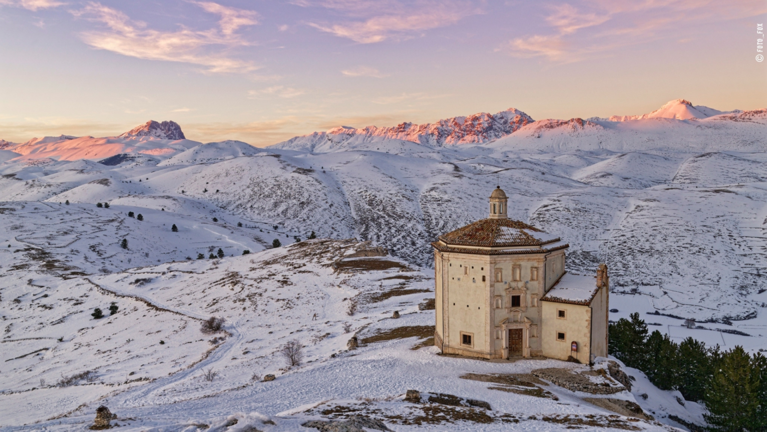 rocca calascio abruzzo