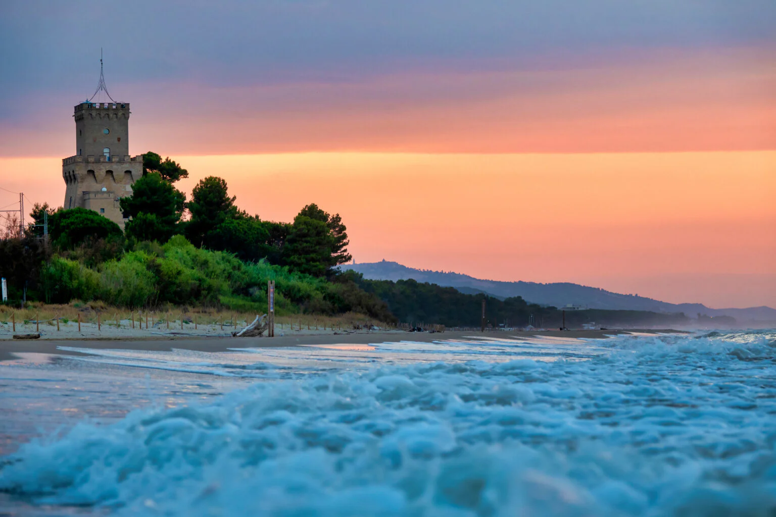 La Torre di Cerrano al tramonto