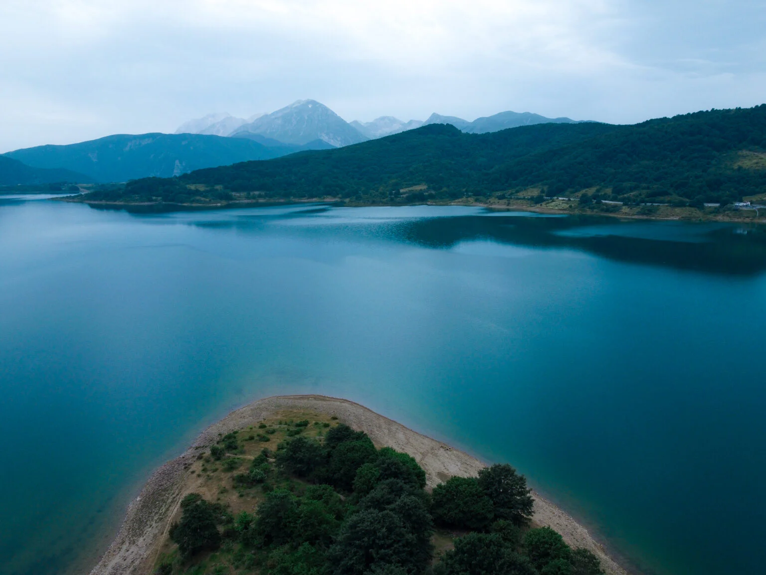 Lago di Campotosto, Abruzzo